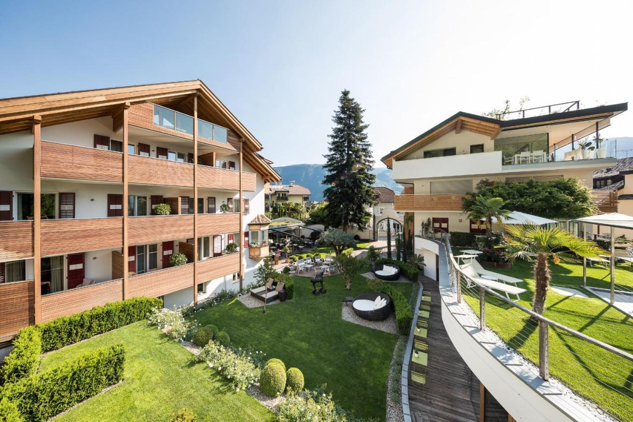 Boutique Hotel Zum Rosenbaum Nalles Bagian luar foto