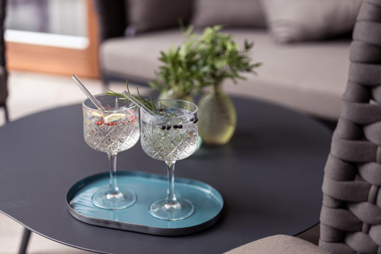 Boutique Hotel Zum Rosenbaum Nalles Bagian luar foto