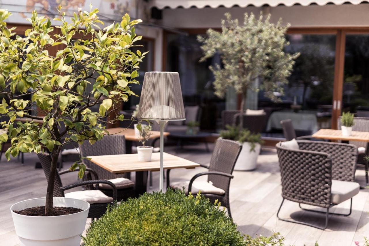Boutique Hotel Zum Rosenbaum Nalles Bagian luar foto