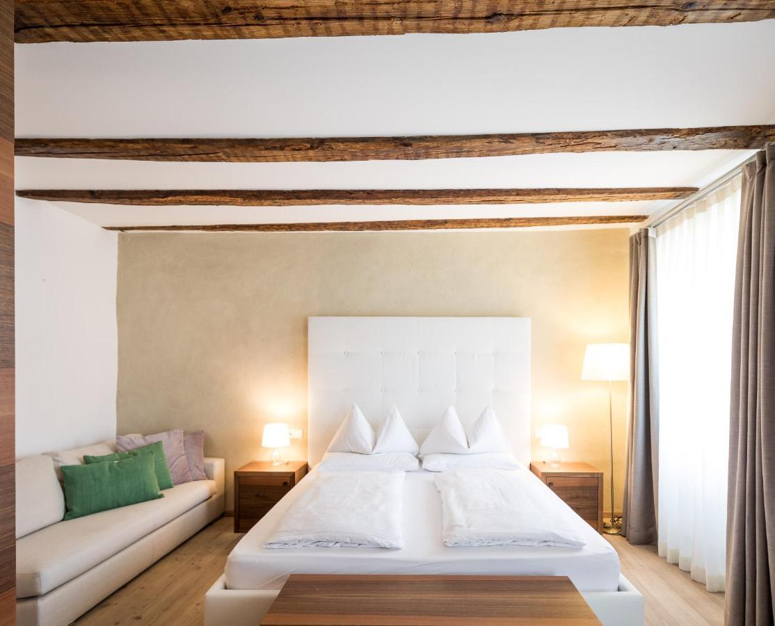 Boutique Hotel Zum Rosenbaum Nalles Bagian luar foto