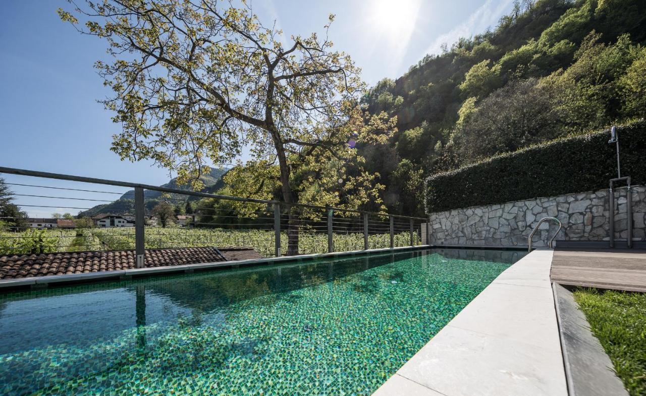 Boutique Hotel Zum Rosenbaum Nalles Bagian luar foto