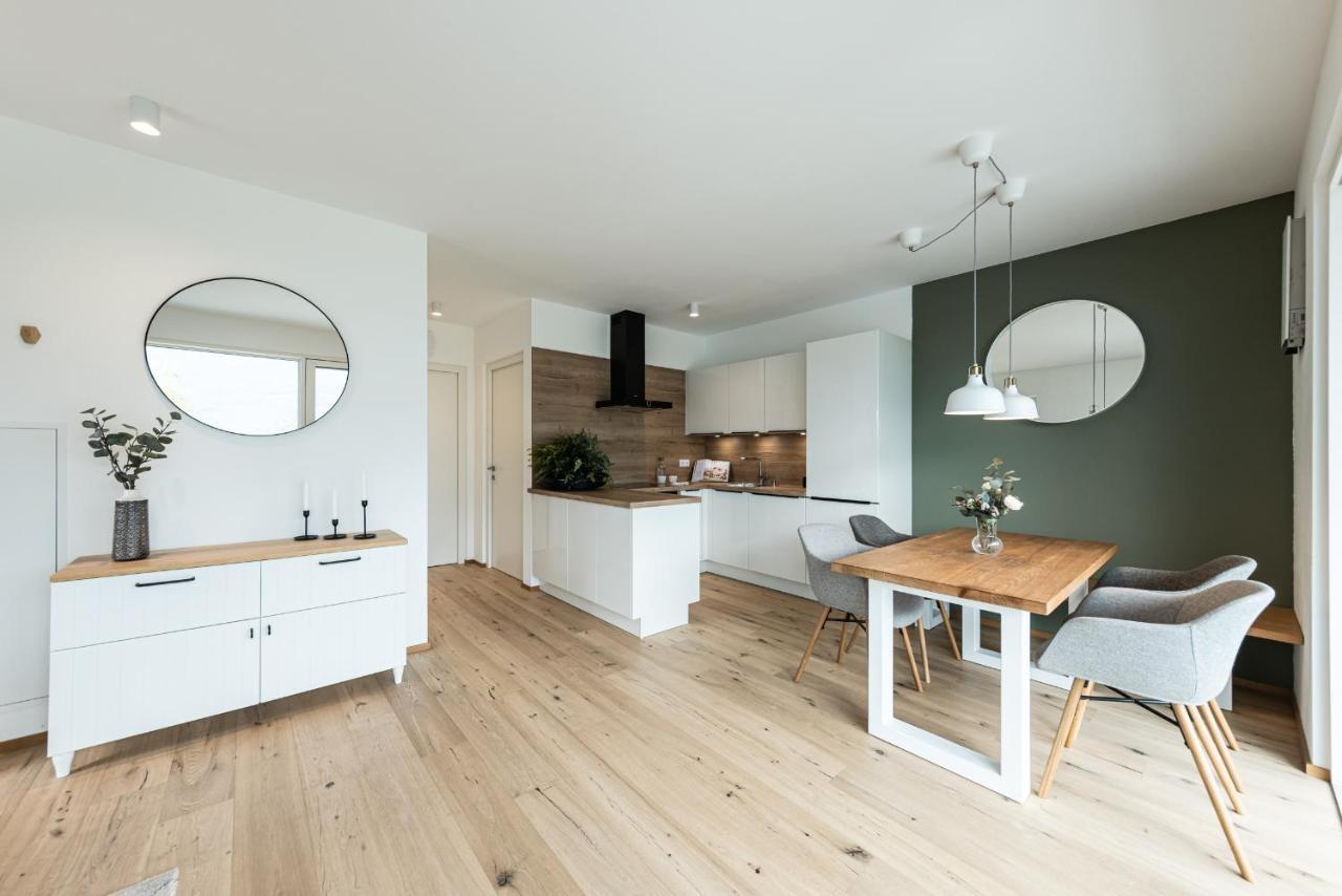 Boutique Hotel Zum Rosenbaum Nalles Bagian luar foto