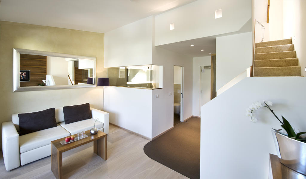 Boutique Hotel Zum Rosenbaum Nalles Bagian luar foto
